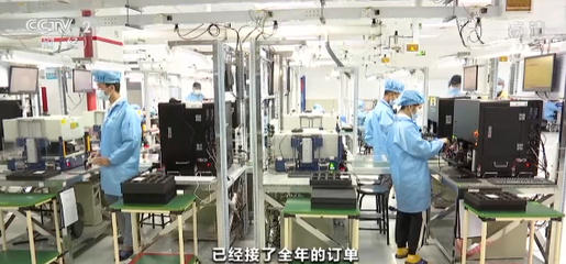 真无线蓝牙耳机五年狂飙2556% 3.1亿副背后的狂欢与隐忧